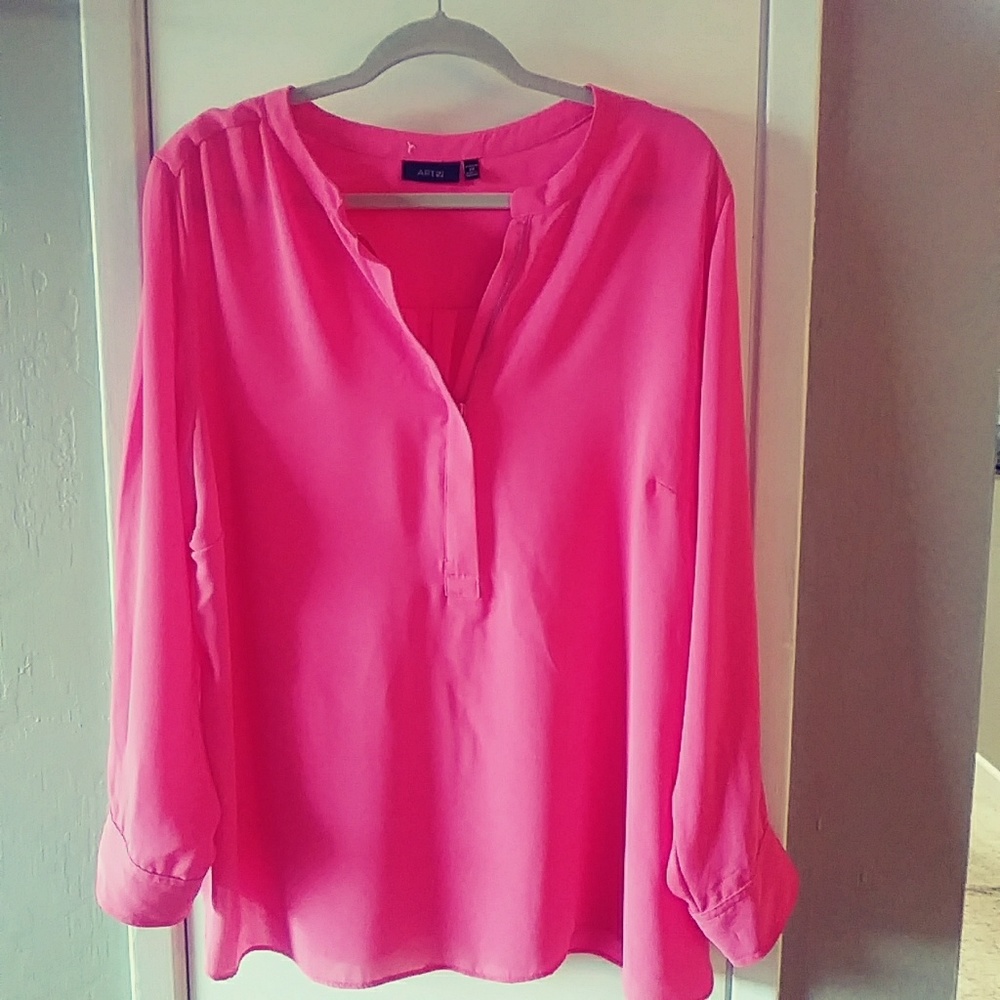 Salmon color top